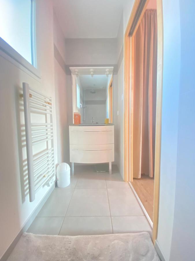 Chambre Douillette, Calme, Lit Queen Size Wifi Avrillé Kültér fotó