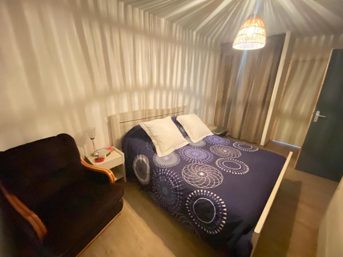 Chambre Douillette, Calme, Lit Queen Size Wifi Avrillé Kültér fotó