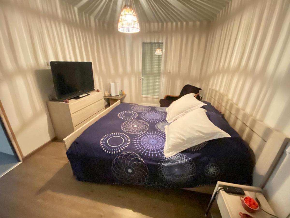 Chambre Douillette, Calme, Lit Queen Size Wifi Avrillé Kültér fotó